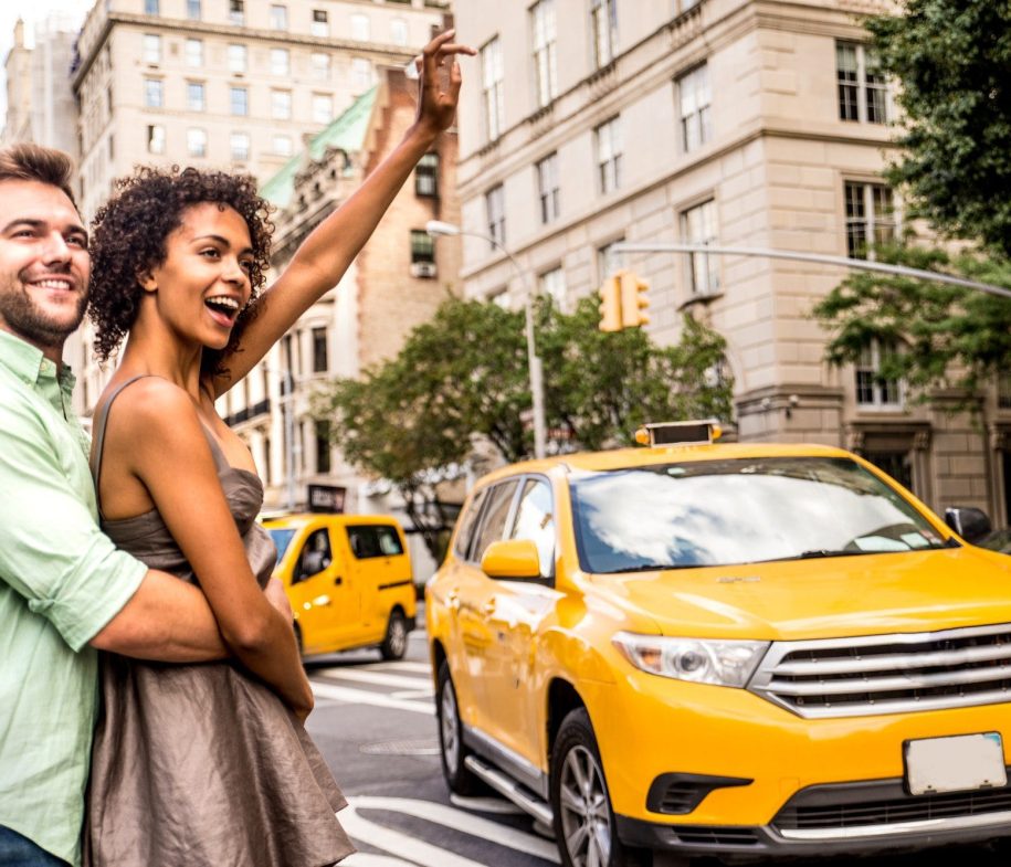 couple-on-a-taxi-in-manhattan-3.jpg couple-on-a-taxi-in-manhattan-3.jpg