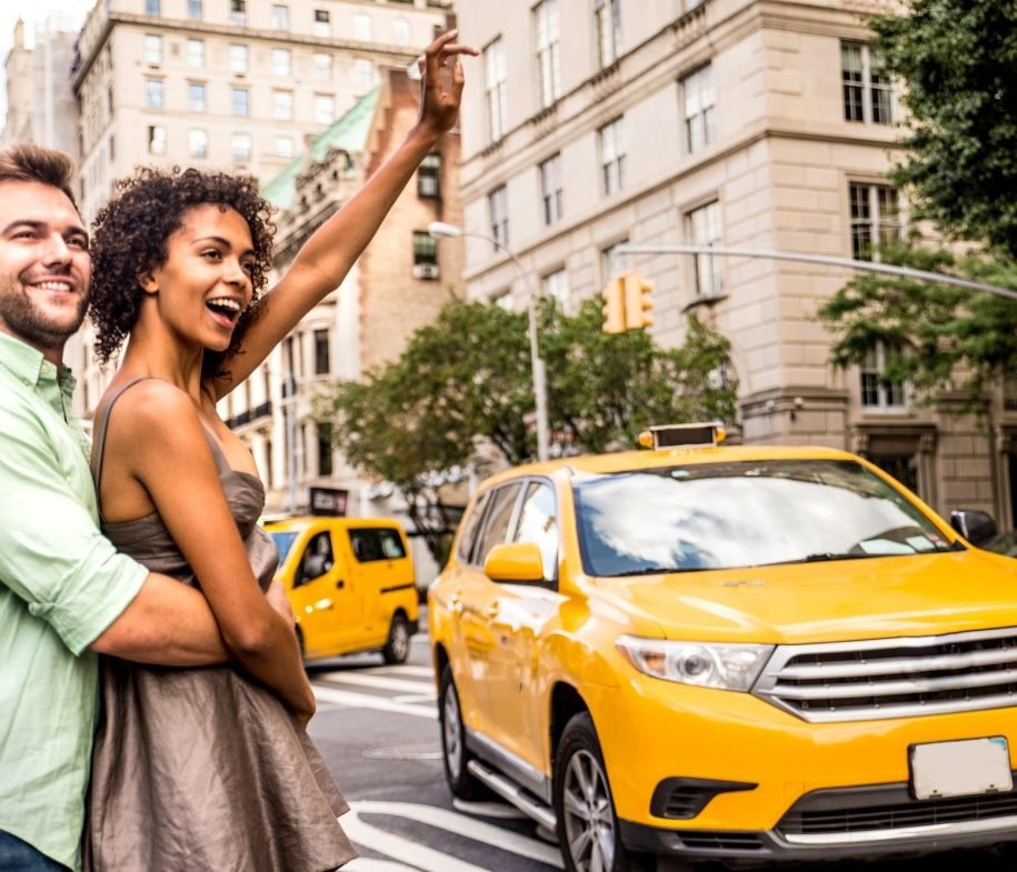 couple-on-a-taxi-in-manhattan-3.jpg